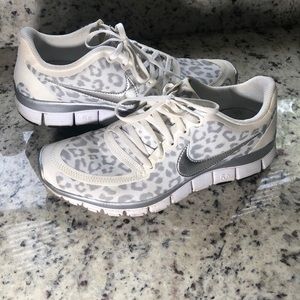 NIKE Free 5.0 Women’s Running Shoes 8.5